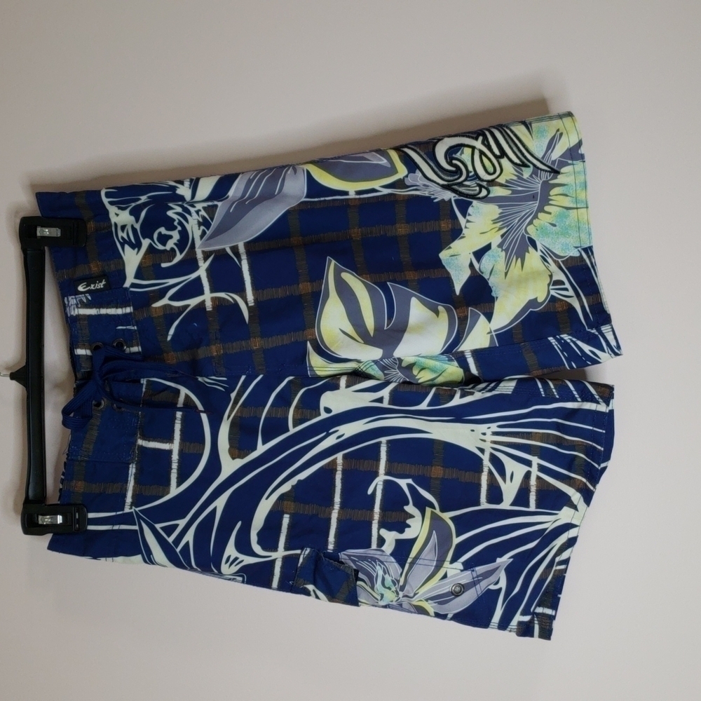 Exist Men's boardshort 21in built in bottle opener sz S